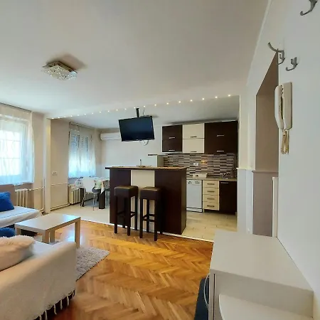 Апартаменты With Garage *