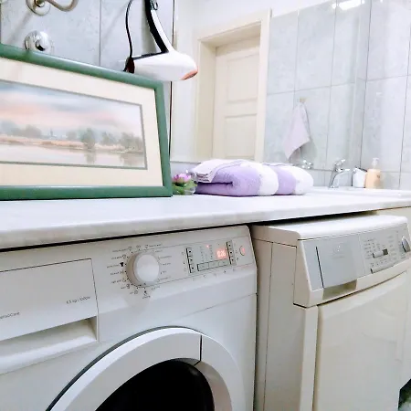 Апартаменты With Garage Нови-Сад